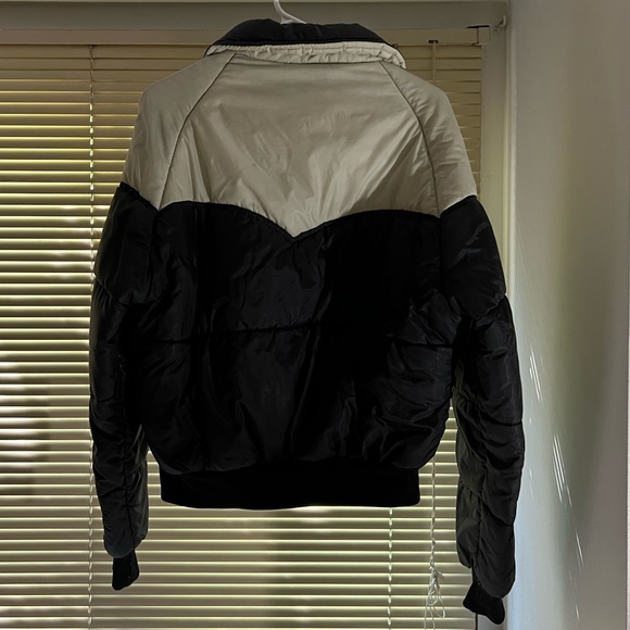 Wild Horses By Pacific Trail Western Style Coat - Picture 2 of 3